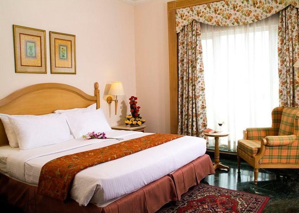 Savoy Suites Noida Zewnętrze zdjęcie
