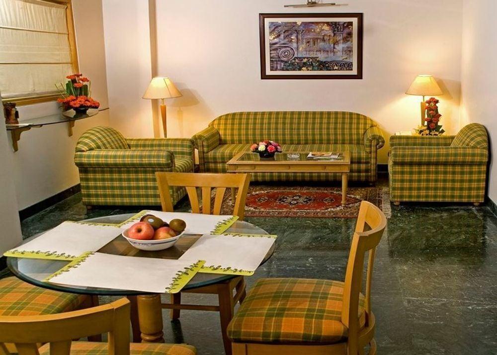 Savoy Suites Noida Zewnętrze zdjęcie
