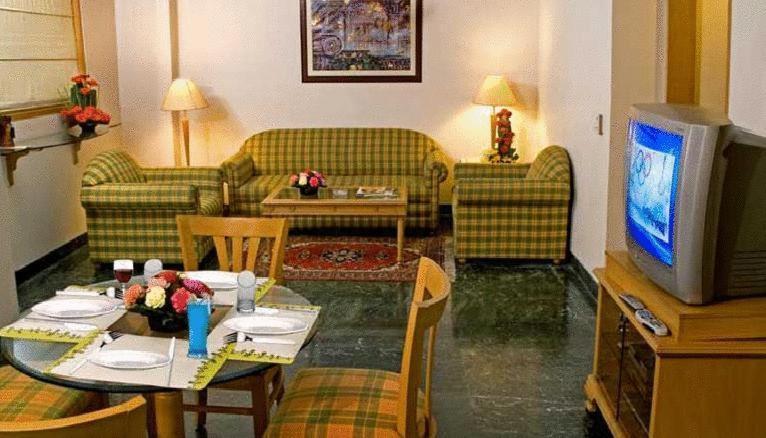 Savoy Suites Noida Zewnętrze zdjęcie