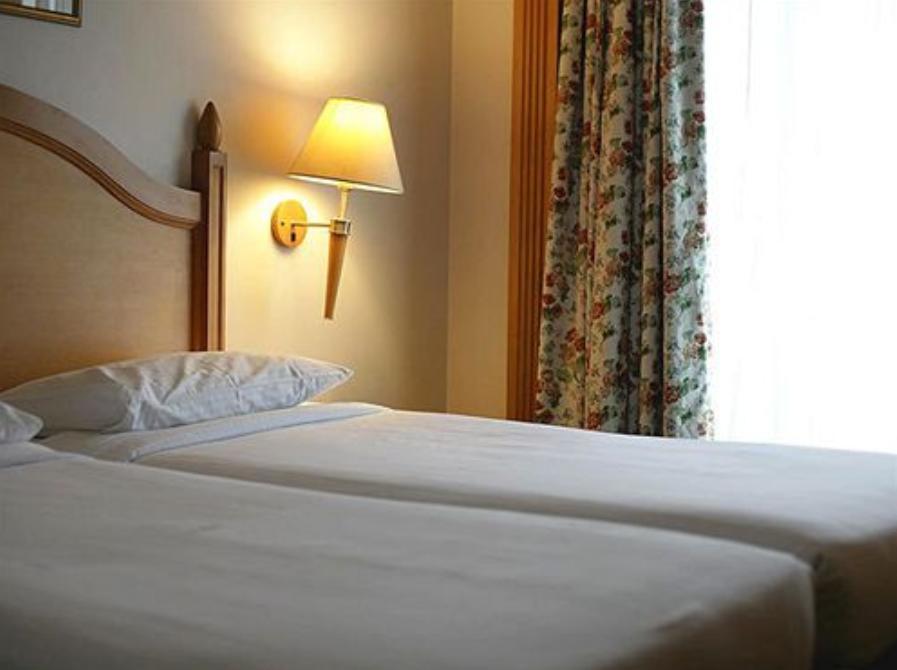 Savoy Suites Noida Zewnętrze zdjęcie